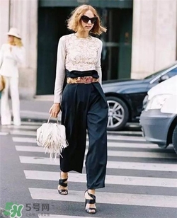 闊腿褲怎么搭配？闊腿褲怎么穿好看？
