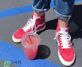 vans是什么牌子？vans范斯是什么檔次？