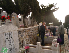 新墳掃墓什么時(shí)候？新墳掃墓的時(shí)間是什么時(shí)候？