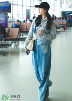 衛(wèi)衣可以配闊腿褲嗎？衛(wèi)衣配闊腿褲好看嗎？