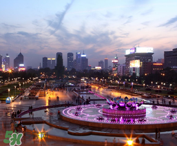 4月份去濟南穿什么？四月份去濟南穿什么衣服？