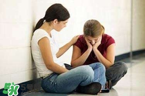 抑郁癥有哪些癥狀？哪些人易患抑郁癥？