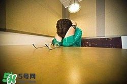 抑郁癥有哪些癥狀？哪些人易患抑郁癥？