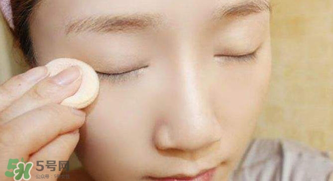 不脫妝眼線(xiàn)怎么畫(huà) 不脫妝眼線(xiàn)畫(huà)法