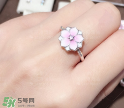 潘多拉2017新品桃花系列在哪里買？pandora桃花系列國內(nèi)有賣嗎？