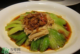 薺菜和金針菇能一起吃嗎？薺菜能和金針菇一起炒嗎？