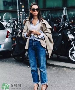 毛邊牛仔褲搭配什么鞋？毛邊牛仔褲搭配什么鞋好看？