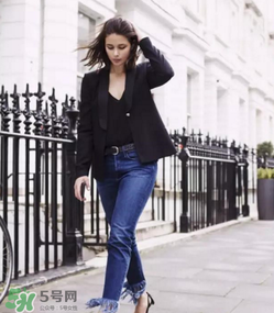 毛邊牛仔褲搭配什么鞋？毛邊牛仔褲搭配什么鞋好看？