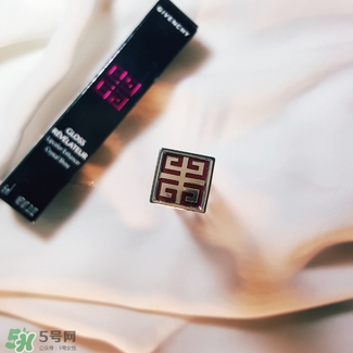 紀(jì)梵希變色唇蜜多少錢?紀(jì)梵希變色唇蜜專柜價 紀(jì)梵希變色唇蜜多少錢?紀(jì)梵希變色唇蜜專柜價