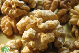 枇杷和核桃能一起吃嗎？枇杷和核桃一起吃好嗎？