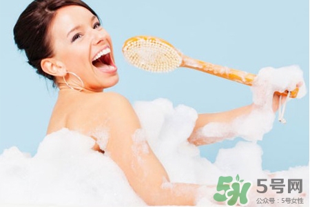 皮膚過敏可以洗熱水澡嗎？全身過敏能洗熱水澡嗎？