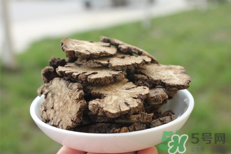 川芎的營養(yǎng)價值 川芎的功效與作用 川芎的營養(yǎng)價值 川芎的功效與作用