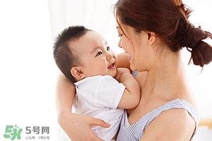 急性乳腺炎的護理措施 急性乳腺炎如何治療 急性乳腺炎的護理措施 急性乳腺炎如何治療
