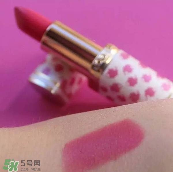 艾瑪口紅什么牌子？艾瑪沃特森口紅色號試色