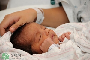 急性乳腺炎的護理措施 急性乳腺炎如何治療 急性乳腺炎的護理措施 急性乳腺炎如何治療