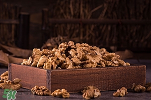 孕期吃什么寶寶頭發(fā)黑 孕期吃什么孩子頭發(fā)好 孕期吃什么寶寶頭發(fā)黑 孕期吃什么孩子頭發(fā)好