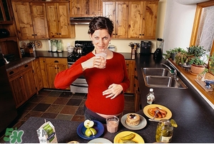 孕期嘴饞怎么辦 懷孕嘴饞吃什么 孕期嘴饞怎么辦 懷孕嘴饞吃什么