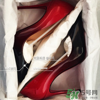 cl紅底鞋是什么牌子 cl紅底鞋多少錢一雙 cl紅底鞋是什么牌子 cl紅底鞋多少錢一雙
