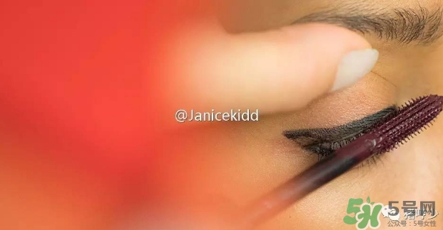 cl睫毛膏怎么樣？christian louboutin蘿卜丁睫毛膏哪里買(mǎi)？