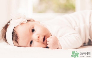 生男孩有哪些特征？生男孩有什么反應？