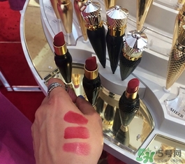 紅底鞋口紅是什么牌子？紅底鞋口紅試色