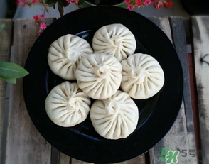 薺菜包子如何調(diào)餡好吃？薺菜包子怎么做好吃？