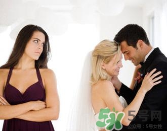 和同事一夜情了怎么辦？和同事發(fā)生一夜情怎么正常相處