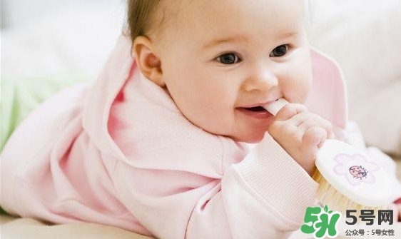 寶寶咳嗽可以吃雞蛋嗎？寶寶咳嗽老不好怎么辦？