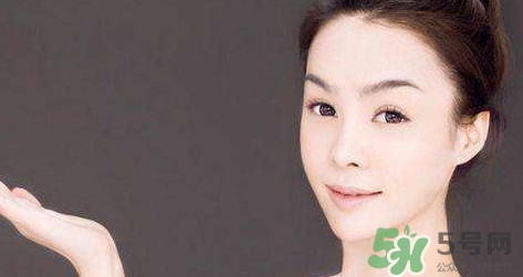 臉色白沒有血色是怎么回事 臉色白是什么原因 臉色白沒有血色是怎么回事 臉色白是什么原因