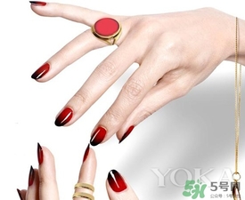 cl指甲油多少錢？cl紅底鞋指甲油專柜價格