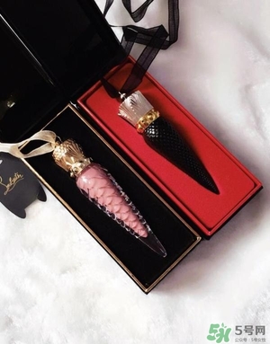 cl蘿卜丁口紅金管色號(hào) cl蘿卜丁金管口紅試色 cl蘿卜丁口紅金管色號(hào) cl蘿卜丁金管口紅試色