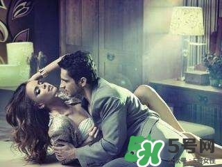 女人下面松男人什么感覺？女人下面松弛了用什么藥？