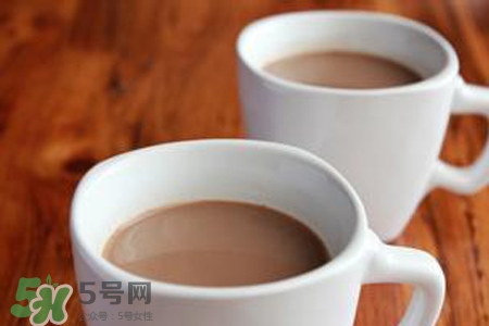 喝阿華田會(huì)胖嗎？早上喝阿華田會(huì)胖嗎？