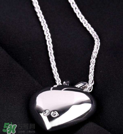 施華洛世奇項鏈洗澡能帶嗎？施華洛世奇項鏈可以帶著洗澡嗎？