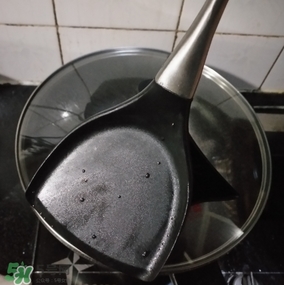 麥飯石鍋是什么材質(zhì)？麥飯石鍋是石頭做的嗎？