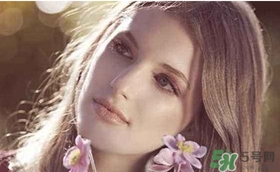 早起手心發(fā)熱怎么回事？早起手心為什么發(fā)熱？