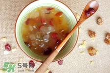 哺乳期能吃桃膠嗎？產(chǎn)后可以吃桃膠嗎？