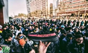 yeezy是什么牌子？yeezy是誰(shuí)設(shè)計(jì)的？