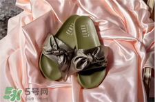 puma彪馬蝴蝶結(jié)拖鞋多少錢(qián)?puma蝴蝶結(jié)拖鞋發(fā)售價(jià)