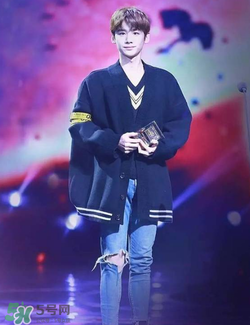 off white黃腰帶怎么系？off white腰帶怎么綁？