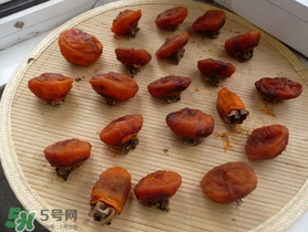 柿子為什么會(huì)黑？柿子為什么凍完發(fā)黑？