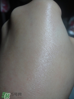 cpb保濕露滋潤(rùn)還是清爽？cpb保濕露滋潤(rùn)和清爽型區(qū)別