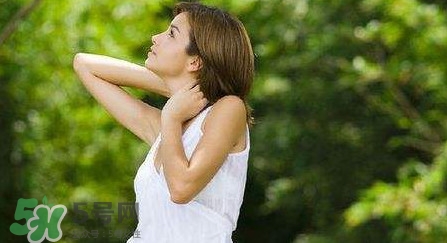 偏頭痛不能吃哪些食物？吃什么食物能治偏頭痛