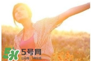 如何治療乳房濕疹？治療乳房濕疹吃什么好