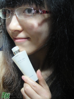 cpb保濕露滋潤(rùn)還是清爽？cpb保濕露滋潤(rùn)和清爽型區(qū)別