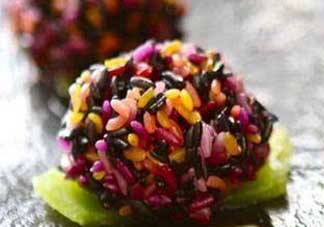 五色糯米飯用什么染？五色糯米飯怎么染？