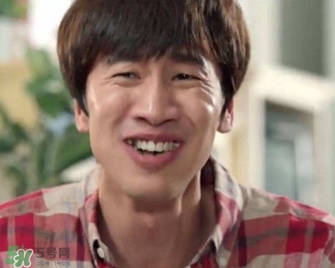 眼睛抽搐是什么引起的？眼睛抽搐怎么回事