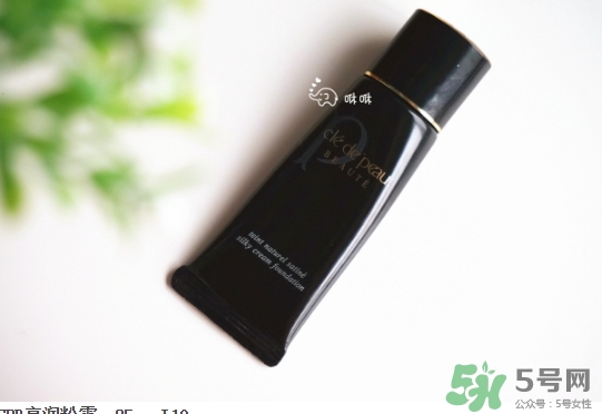 cpb粉底液和粉霜哪個好？cpb粉底液和粉霜區(qū)別