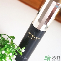 cpb粉底液和粉霜哪個好？cpb粉底液和粉霜區(qū)別