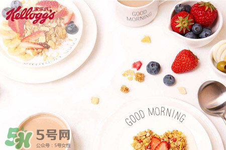 谷蘭諾拉水果麥片熱量高嗎？吃谷蘭諾拉水果麥片會(huì)胖嗎？